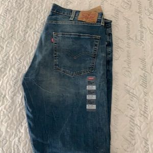 Men’s Levi jeans